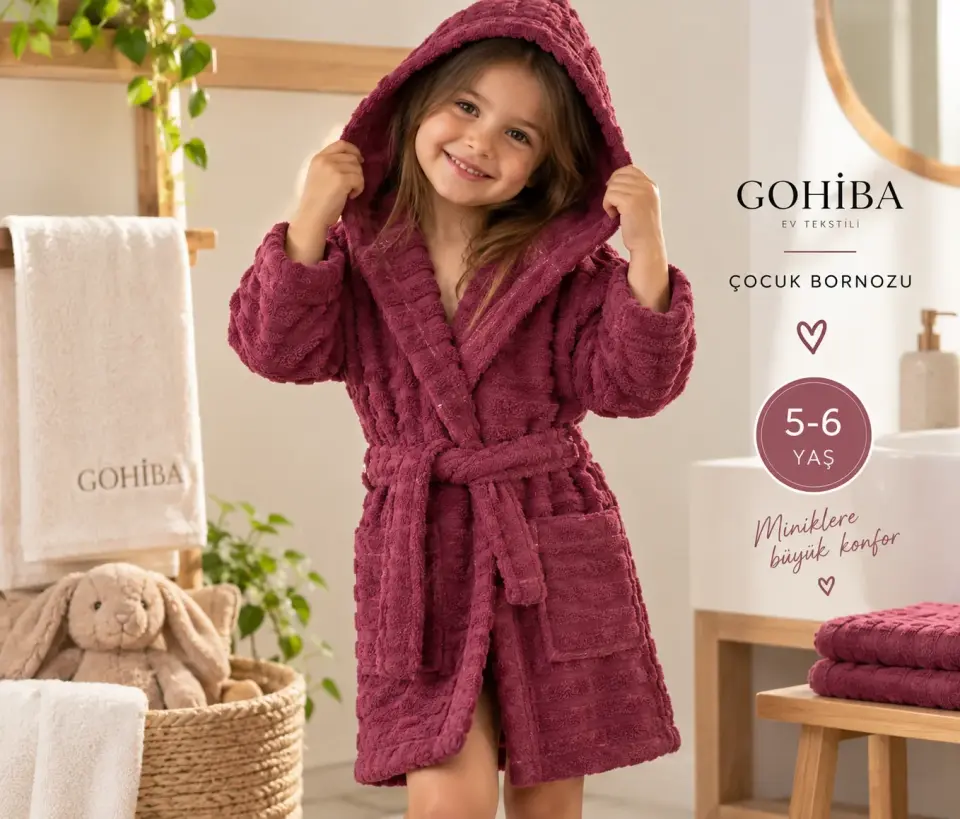5-6 Yaş Çocuk Bornozu – Kapşonlu, Kabartmalı Desenli